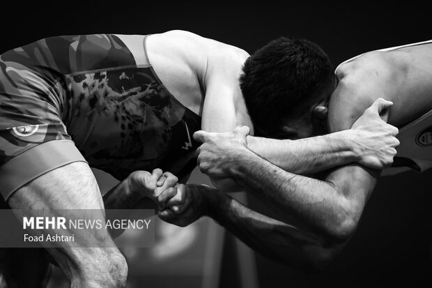 سینا خلیلی به یک قدمی مدال طلا رسید