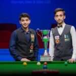 مدال نقره آسیایی اسنوکر بر گردن شاهین سبزی