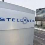 معاملات سهام سومین خودروساز بزرگ جهان متوقف شد 