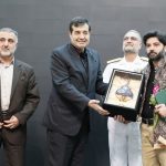 قدردانی دنیامالی از خانواده شهدای جنگ رمضان در مراسم
پهلوانان غدیر