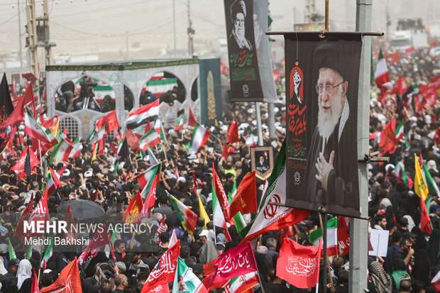 ۳۰ گزارشگر در حال پوشش بدرقه رهبر شهید هستند؛ از تهران تا
عراق و مشهد